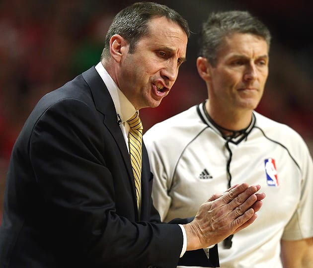david-blatt-timeout-lebron-james-buzzer-beater-cavaliers-bulls-2015-nba-playoffs.jpg